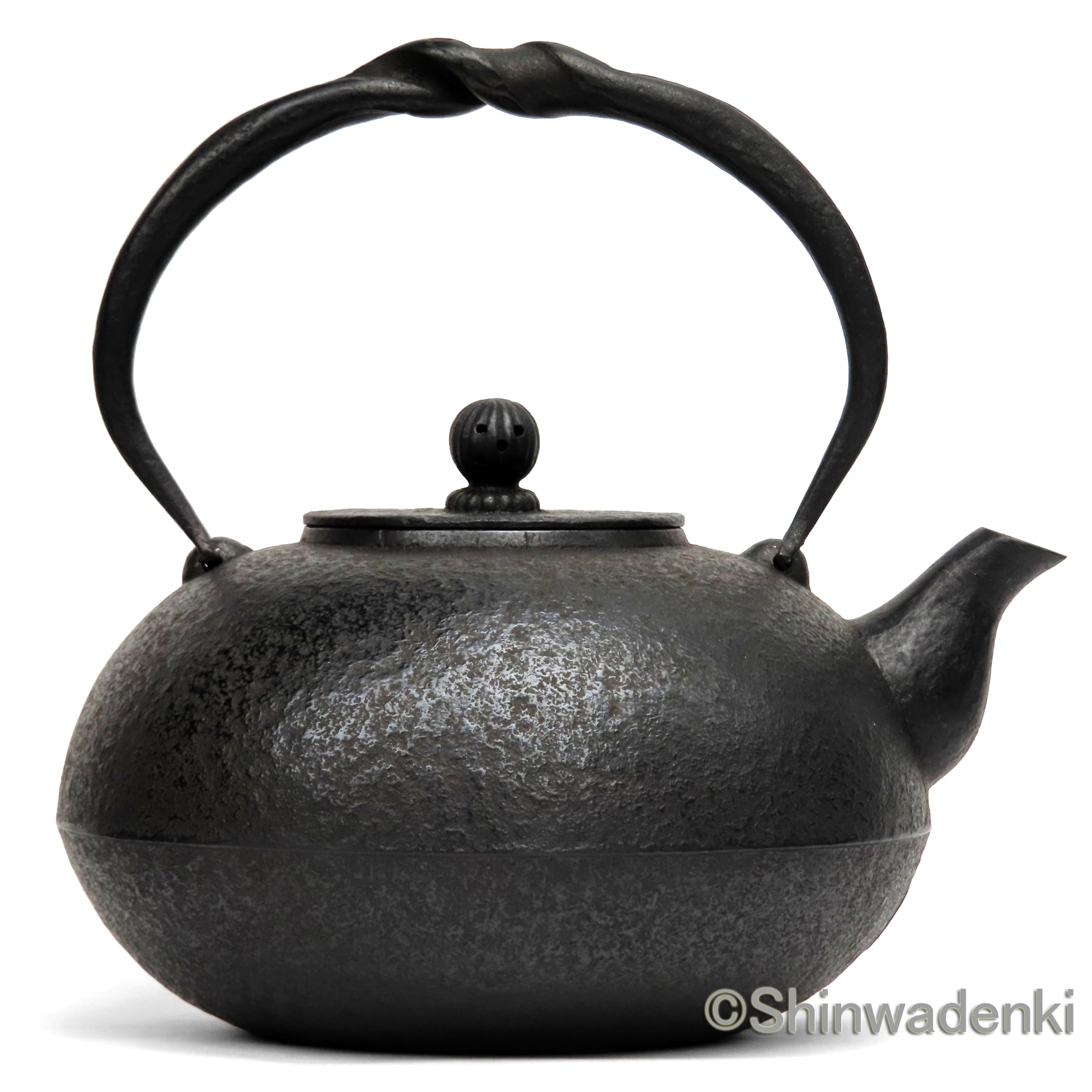 南部鉄器 鉄瓶 布団形かすみ(大・黒仕上げ)