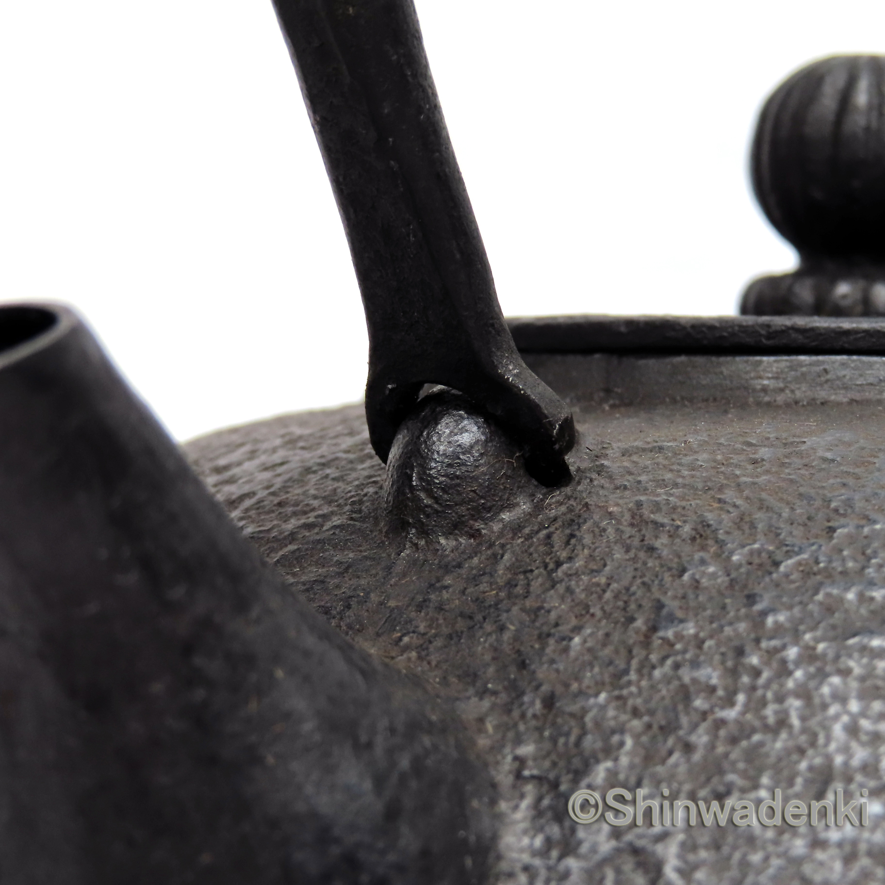 南部鉄器 鉄瓶 布団形かすみ(大・黒仕上げ)