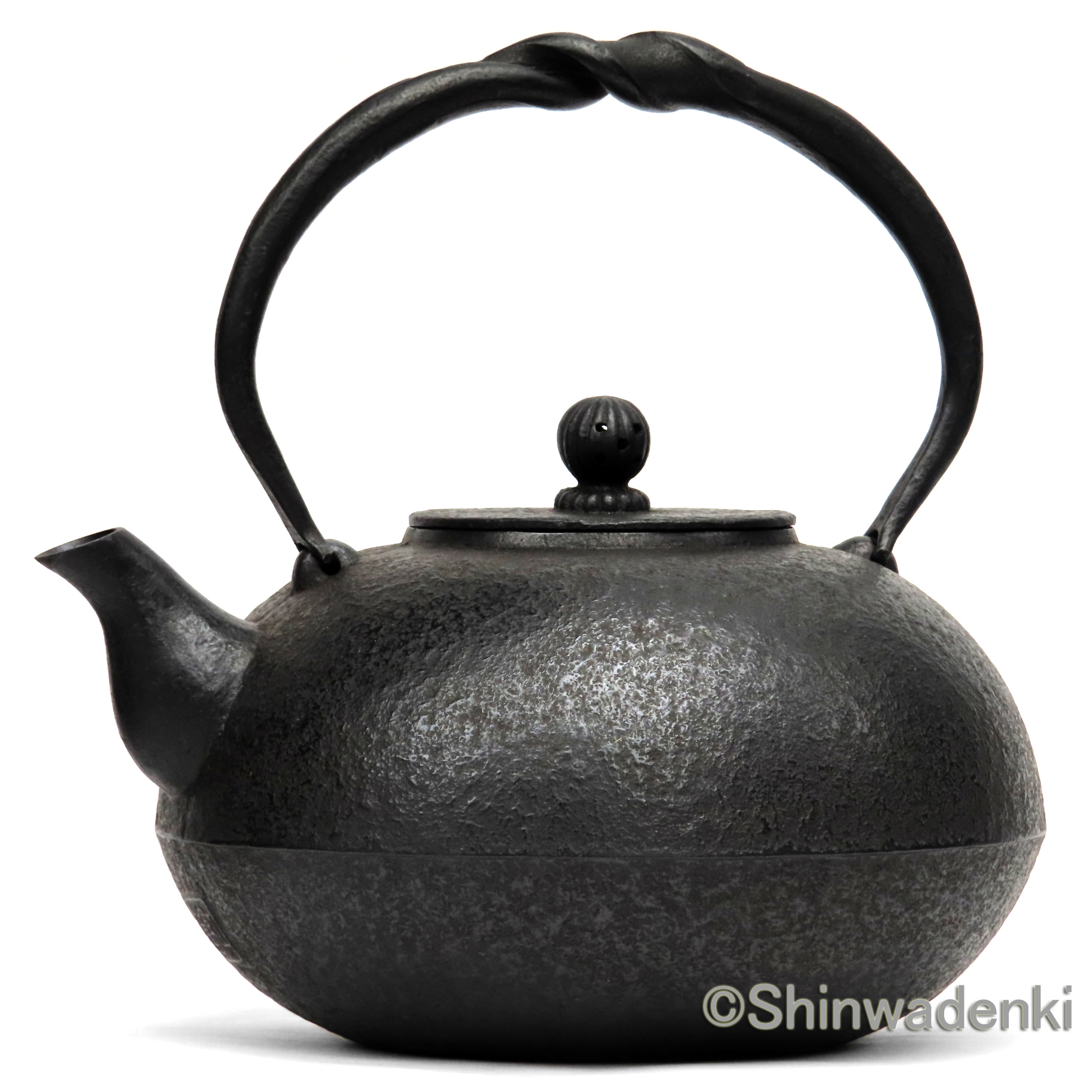 南部鉄器 鉄瓶 布団形かすみ(大・黒仕上げ)