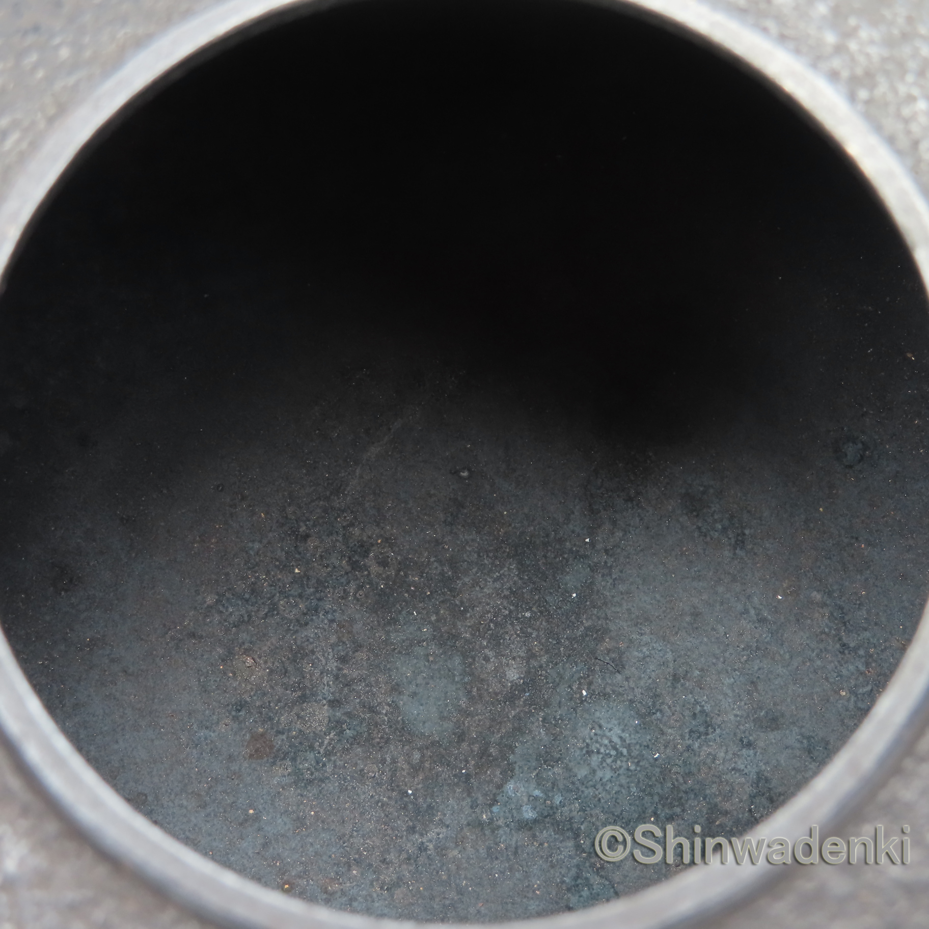 南部鉄器 鉄瓶 布団形かすみ(大・黒仕上げ)