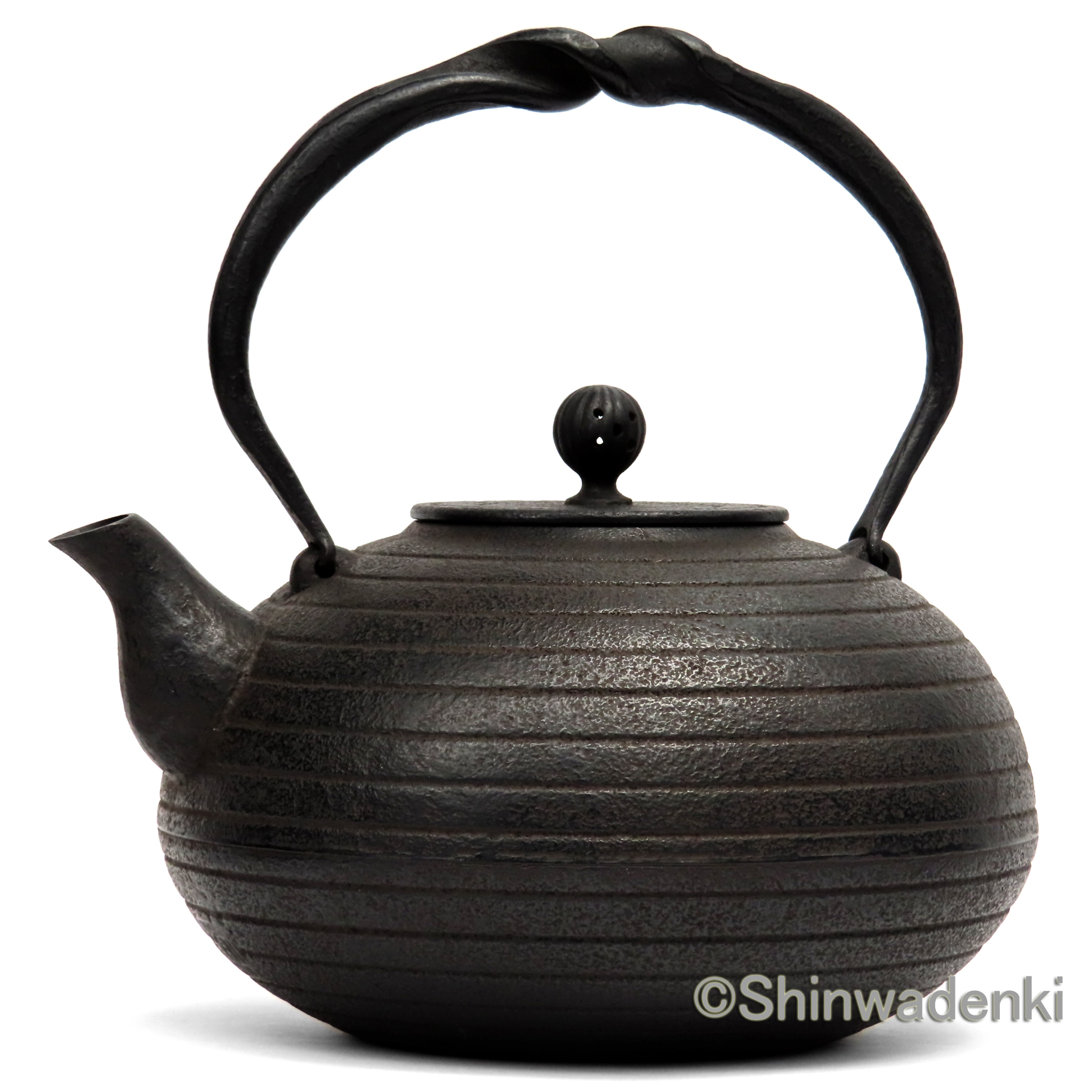 南部鉄器 鉄瓶 布団形環文(大・黒仕上げ)