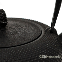 南部鉄器 鉄瓶 清末・清茂作 9型姥口アラレ