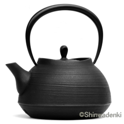 南部鉄器 鉄瓶 刷毛目（黒仕上げ）1.3L