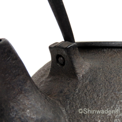 南部鉄器 鉄瓶 ひびき（大）