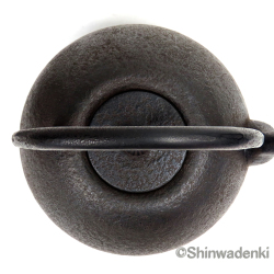 紅蓮堂 葛巻元作 南部鉄器 特製品 丸形鉄瓶 月光 1.5L 黒仕上げ