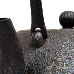 紅蓮堂 葛巻元作 南部鉄器 特製品 丸形鉄瓶 月光 1.5L 黒仕上げ