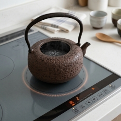南部鉄器 鉄瓶 平丸小桜