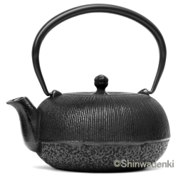 南部鉄器 ティーポット 急須 平丸千筋 黒