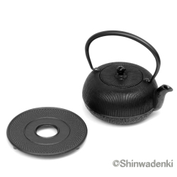 南部鉄器 ティーポット 急須 平丸千筋 黒