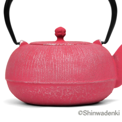 南部鉄器 ティーポット 急須 平丸千筋 銀ピンク