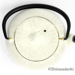 南部鉄器 ティーポット 急須 平丸千筋 金白